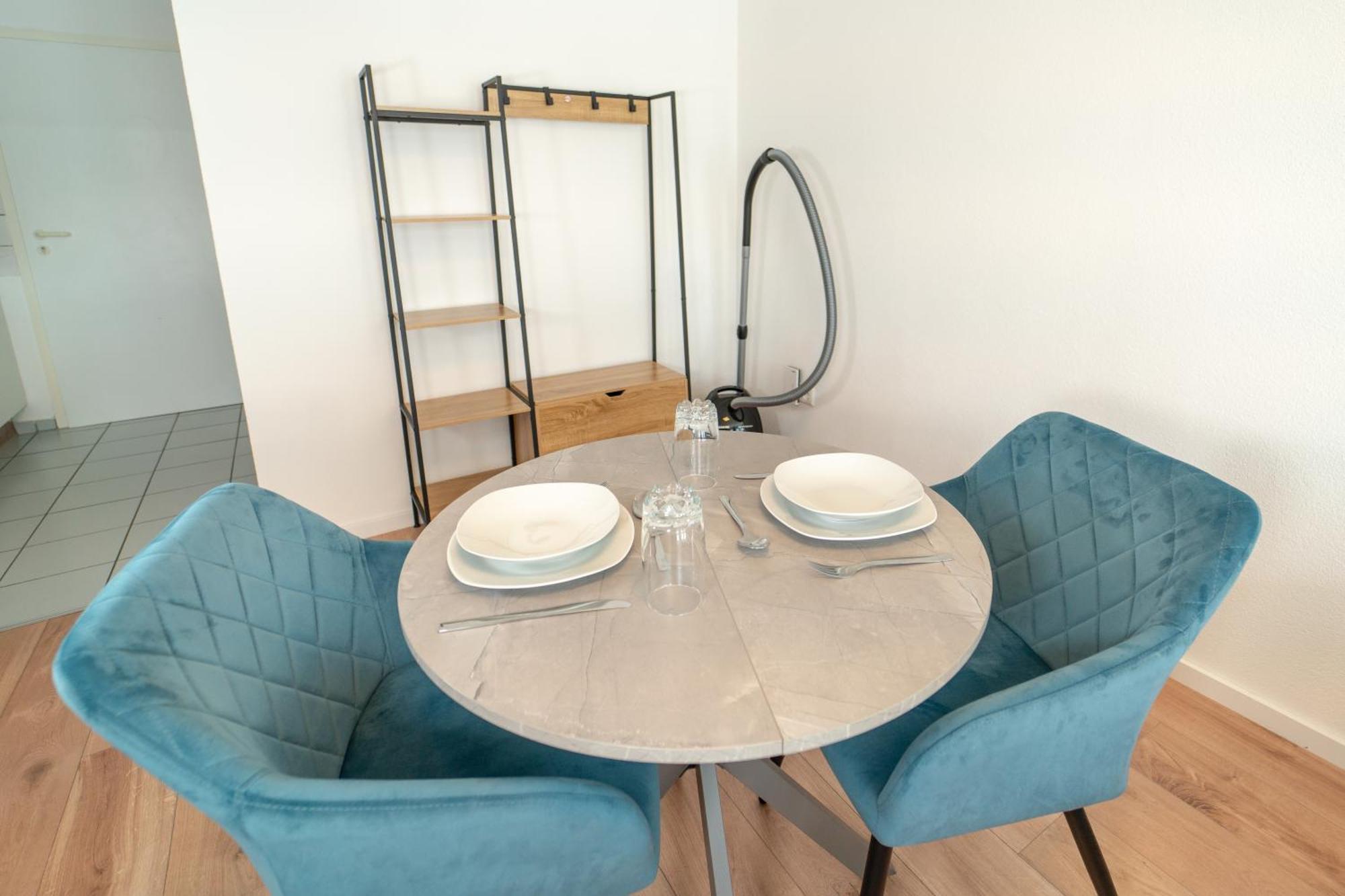 Range - Apartments - Kueche - Wlan - Netflix - Bis Zu 7 Personen เฟลบาค ภายนอก รูปภาพ