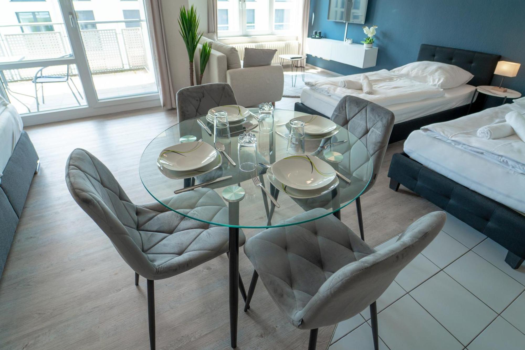 Range - Apartments - Kueche - Wlan - Netflix - Bis Zu 7 Personen เฟลบาค ภายนอก รูปภาพ